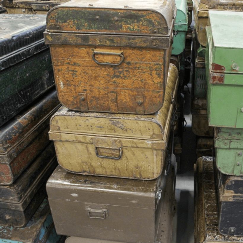 VINTAGE WW2 Steamer trunk army green military foot locker suitcase