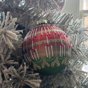 Red and Green Jewel Bauble Christmas  £12.00 Store UK, US, EU, AE,BE,CA,DK,FR,DE,IE,IT,MT,NL,NO,ES,SERed and Green Jewel Baub...